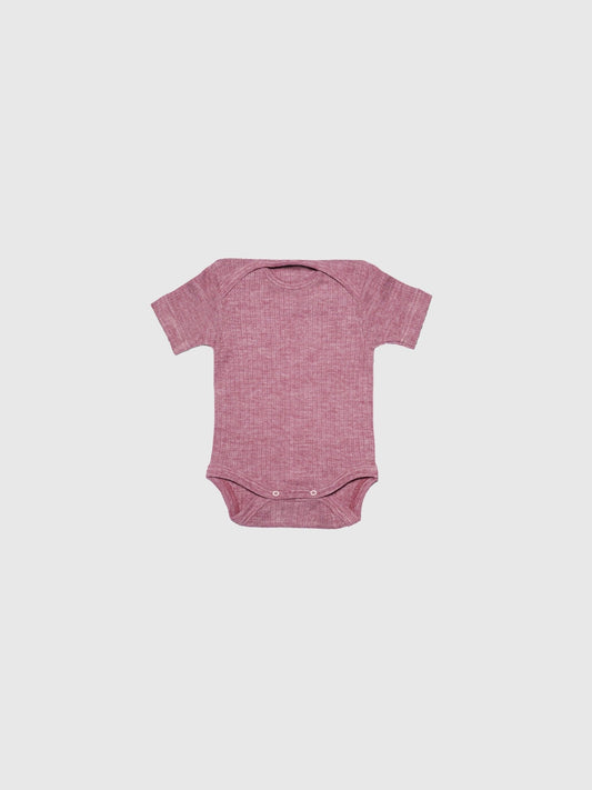 organic cotton, merino wool and silk short-sleeved onesie - berry - Lila New York LLC